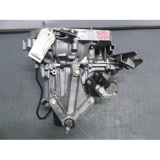 GEARBOXES  RENAULT Scenic 2003>2006 used