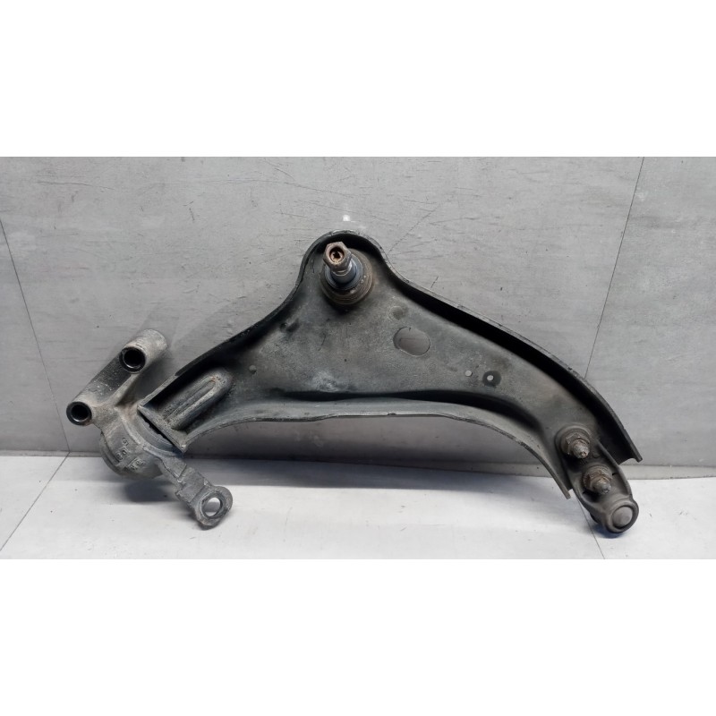 MINI BRACCIO OSCILLANTE ANTERIORE INFERIORE SINISTRO MINI R56  2006>2011 usato