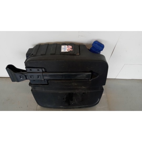 ADBLUE TANK IVECO TRAKKER 2013> used