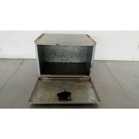 CASSA PORTA ATTREZZI IVECO TRAKKER 2013> used