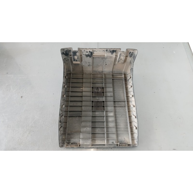 IVECO BATTERY BOX COVER IVECO TRAKKER 2013> used