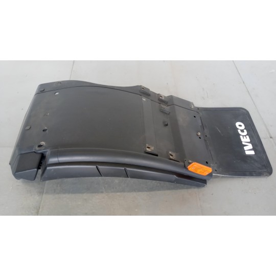 FRONT LEFT REAR PART MUDGUARD IVECO TRAKKER 2013> used
