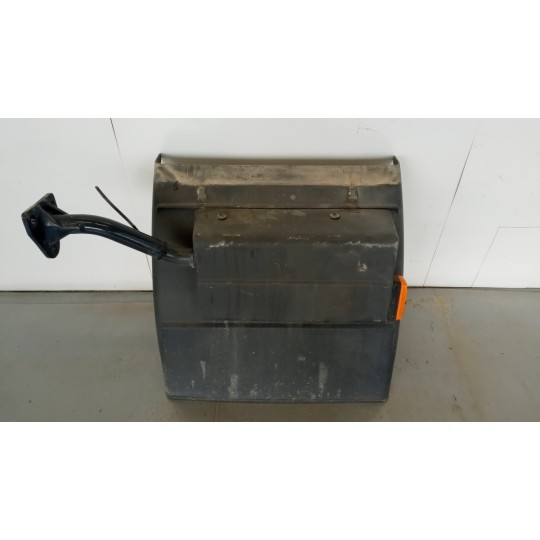 LEFT REAR MUDGUARD  IVECO TRAKKER 2013> used
