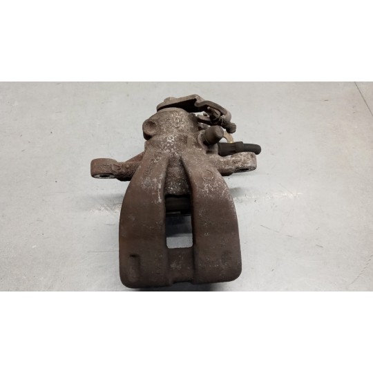 PINZA POSTERIORE DESTRA FIAT Stilo 2003>2010 usato