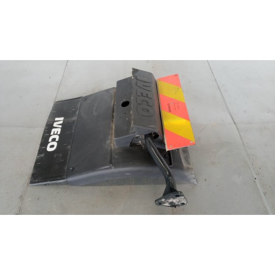 LEFT REAR MUDGUARD  IVECO TRAKKER 2013> used