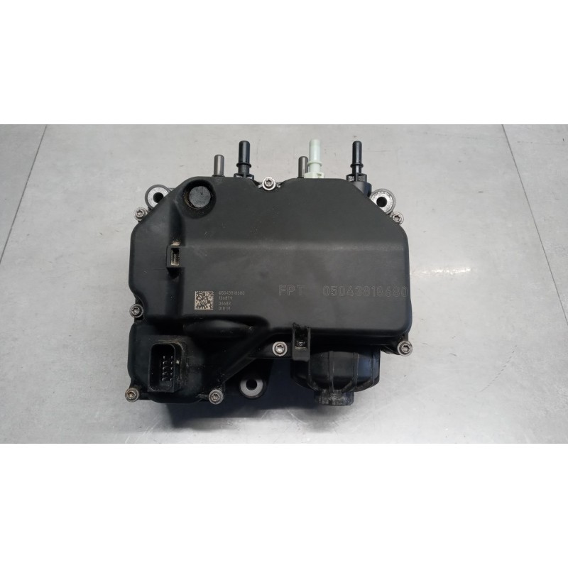 IVECO ADBLUE PUMP IVECO TRAKKER 2013> used