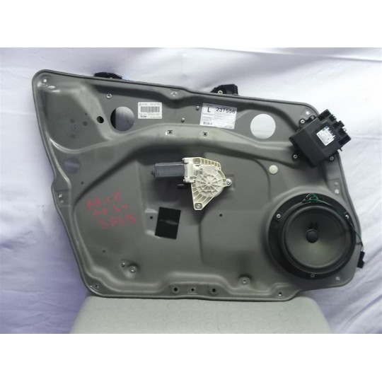 ALZA VETRI ANTERIORI SINISTRO MERCEDES-BENZ Classe B (W245) 2005>2008 usato