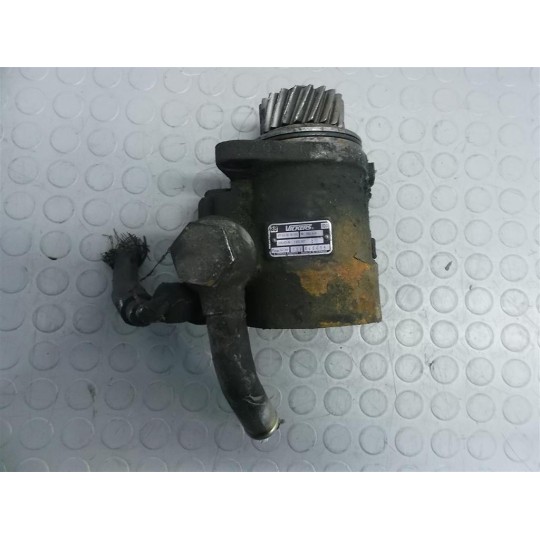 POMPA IDROGUIDA VOLVO truck F12 usato