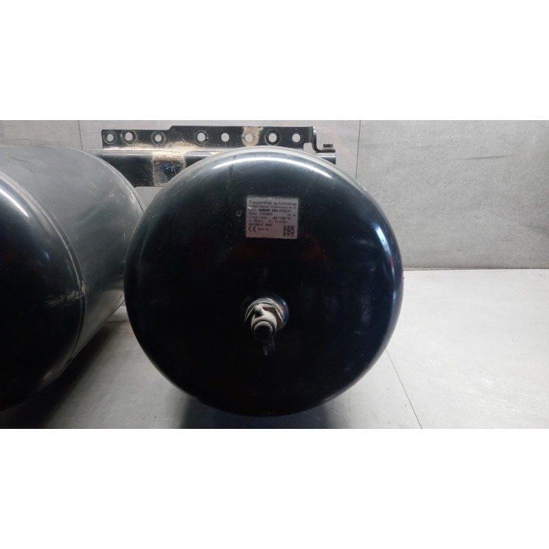 IVECO SERBATOIO ARIA IVECO TRAKKER 2013> usato