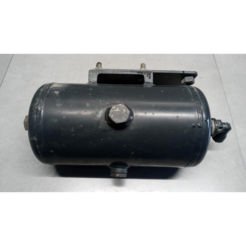 IVECO SERBATOIO ARIA IVECO TRAKKER 2013> usato