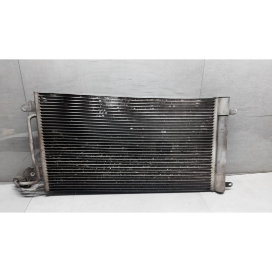 RADIATORE CLIMATIZZATORE SEAT Ibiza 2008>2012 usato