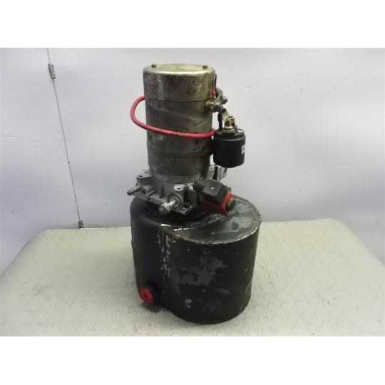 GREASE GUN PUMP GENERICA . used