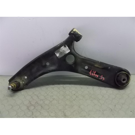 BRACCIO OSCILLANTE ANTERIORE INFERIORE SINISTRO HYUNDAI i10 2013>2016 usato