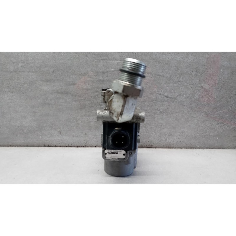 IVECO VARIOUS BRAKE 2 IVECO TRAKKER 2013> used