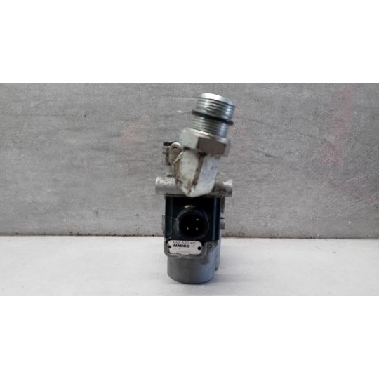 VARIE FRENI 2 IVECO TRAKKER 2013> usato