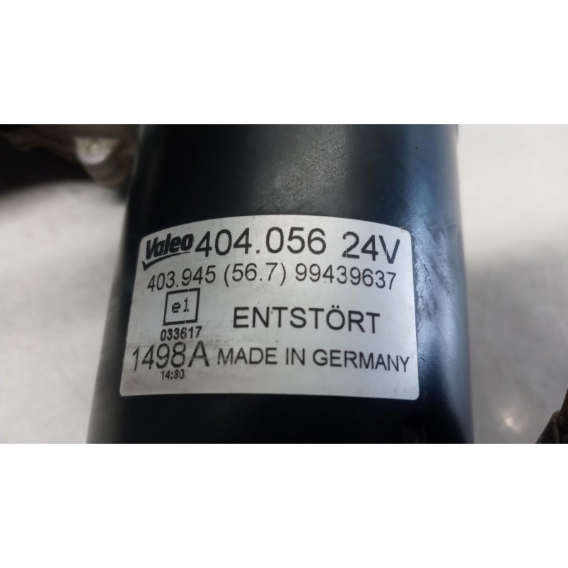 IVECO windshield wiper motor IVECO TRAKKER 2013> used