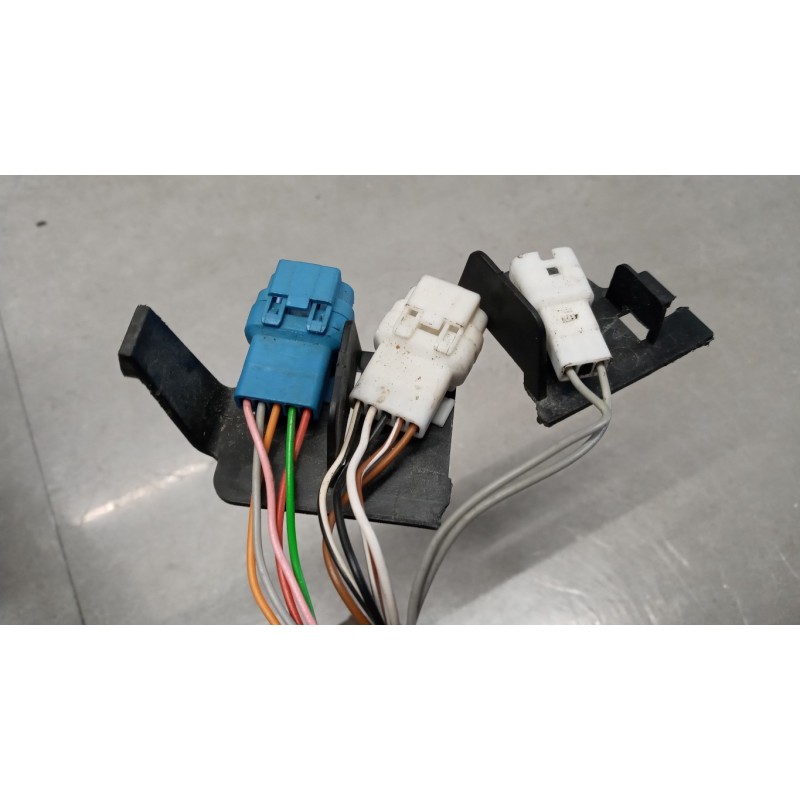 IVECO LEFT ELETRIC REAR-VIEW MIRROR  IVECO TRAKKER 2013> used