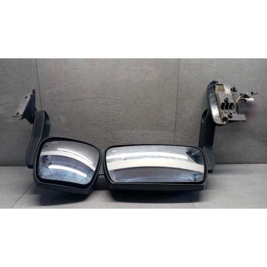 LEFT ELETRIC REAR-VIEW MIRROR  IVECO TRAKKER 2013> used