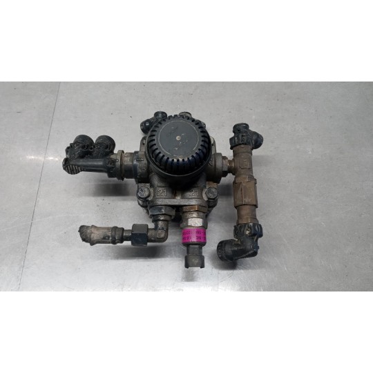 VARIOUS BRAKE 1  IVECO TRAKKER 2013> used