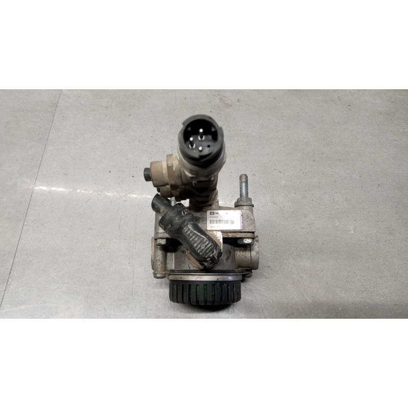 IVECO VARIOUS BRAKE 1  IVECO TRAKKER 2013> used