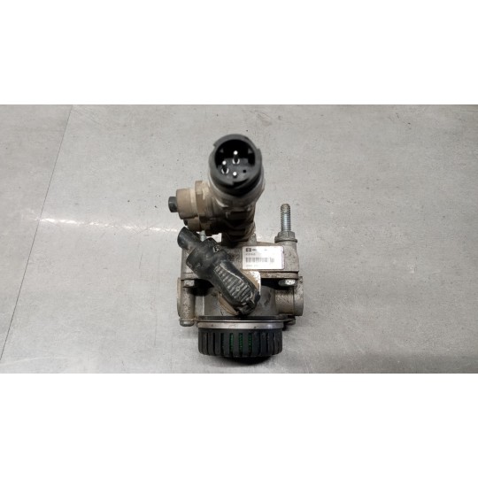 VARIOUS BRAKE 1  IVECO TRAKKER 2013> used