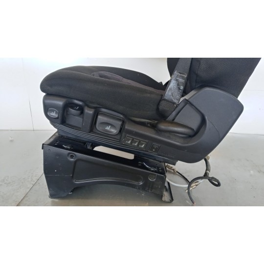 FRONT SEATS IVECO TRAKKER 2013> used