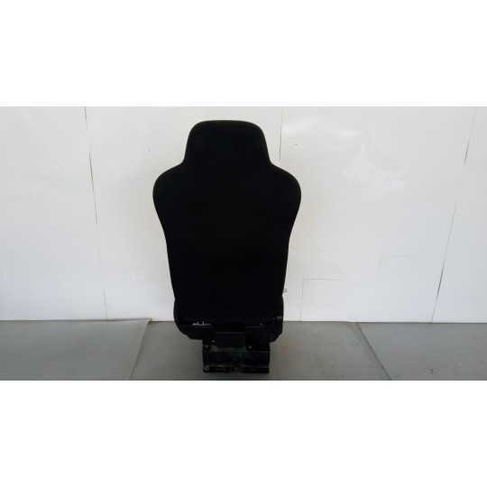 SEDILI ANTERIORI IVECO TRAKKER 2013> usato