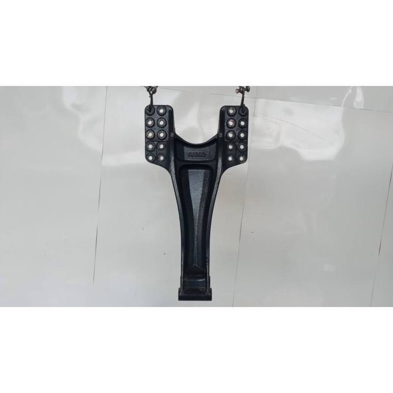 IVECO SUSPENSION SUPPORT IVECO TRAKKER 2013> used