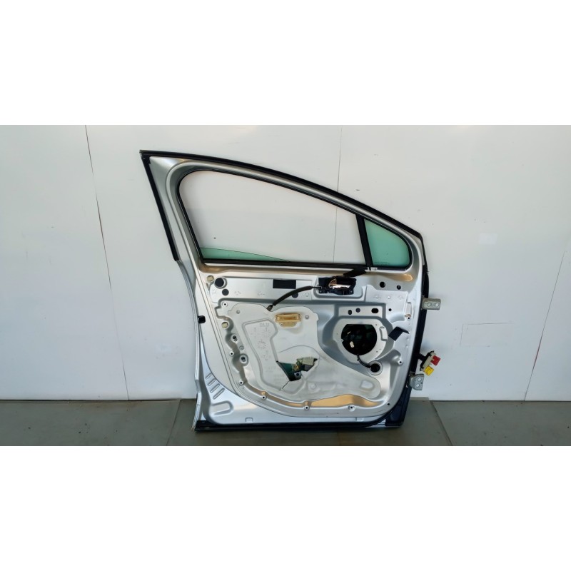 PEUGEOT LEFT FRONT DOOR PEUGEOT 3008 2009> used