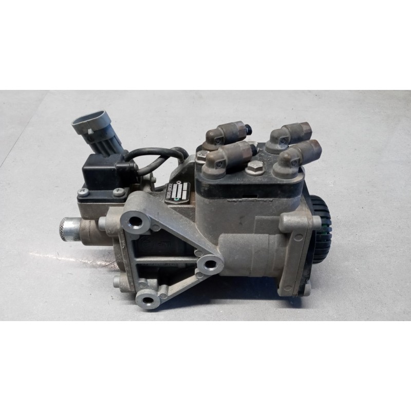 IVECO VARIOUS BRAKE 1  IVECO TRAKKER 2013> used