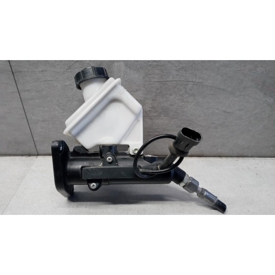 PUMP CLUTCH IVECO TRAKKER 2013> used