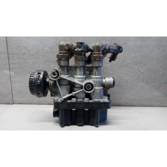 VARIOUS BRAKE 1  IVECO TRAKKER 2013> used