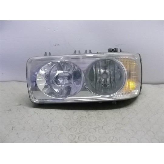 FARO ANTERIORE SINISTRO DAF XF105 usato