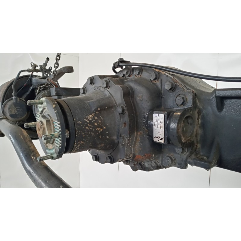 IVECO FRONT DRIVE AXLE IVECO TRAKKER 2013> used