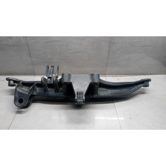SUSPENSION SUPPORT IVECO TRAKKER 2013> used