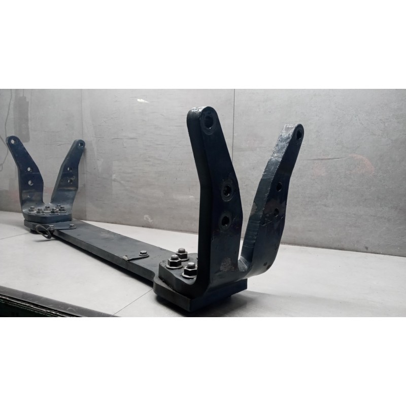 IVECO SUSPENSION SUPPORT IVECO TRAKKER 2013> used