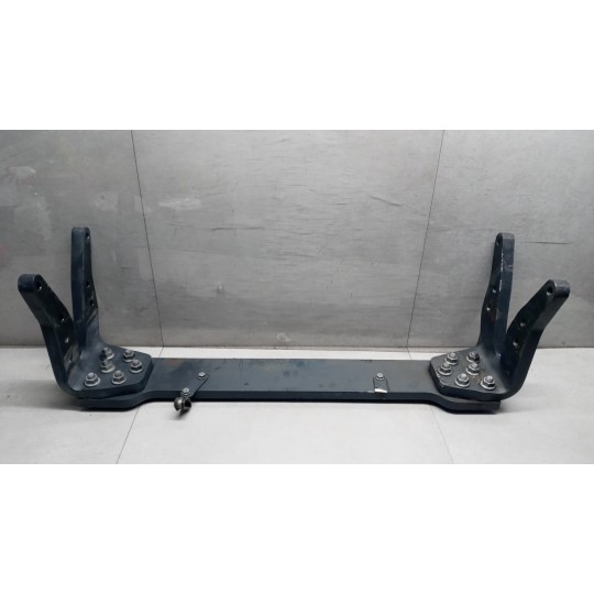 SUSPENSION SUPPORT IVECO TRAKKER 2013> used