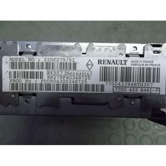 CAR RADIO RENAULT van Trafic 2001>2007 used