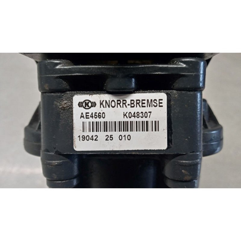 IVECO VARIOUS BRAKE 1  IVECO TRAKKER 2013> used