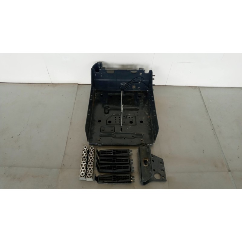 IVECO BATTERY CARRIER IVECO TRAKKER 2013> used