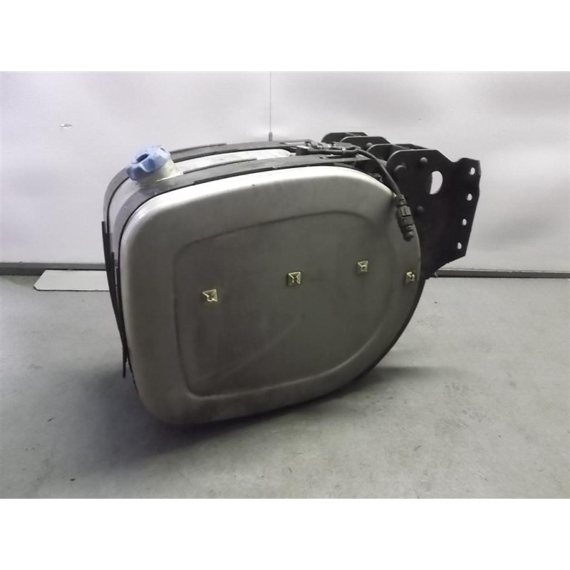 RENAULT truck SERBATOIO ADBLUE RENAULT truck Premium 2005>2013 usato