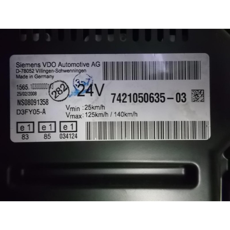 RENAULT truck INSTRUMENT PANEL RENAULT truck Premium 2005>2013 usato