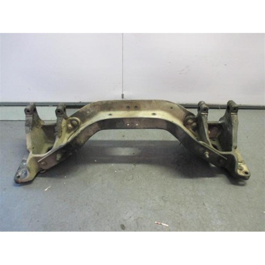 TRAVERSA ANTERIORE VOLVO truck FH12 II 2002>2008 usato