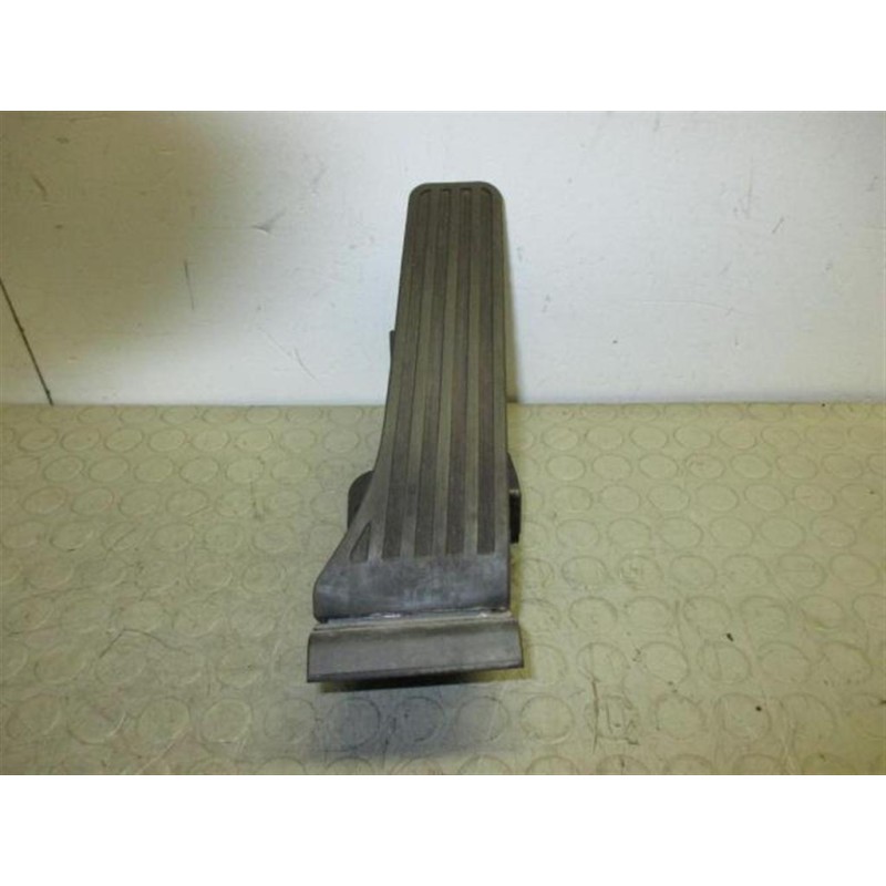 MERCEDES-BENZ ELETRONIC THROTTLE PEDAL  MERCEDES-BENZ Classe C (W204) 2007>2011 used