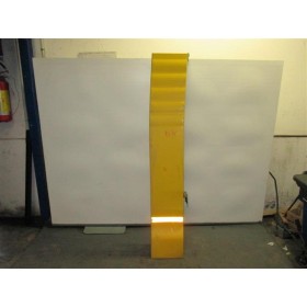 SPOILER RIGHT SIDE  MAN...