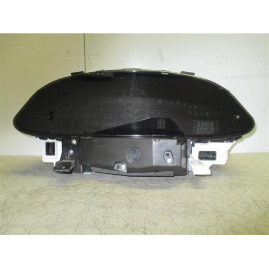 QUADRO STRUMENTI TOYOTA Yaris 2005>2008 usato