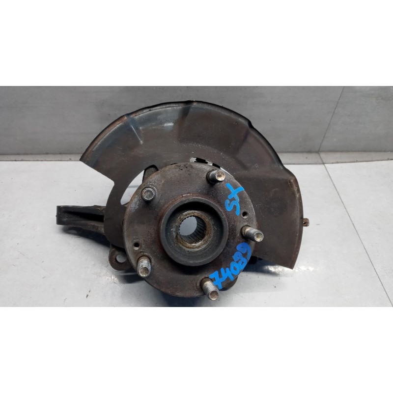 HYUNDAI MONTANTE COMPLETO SINISTRO HYUNDAI Tucson 2004>2009 usato