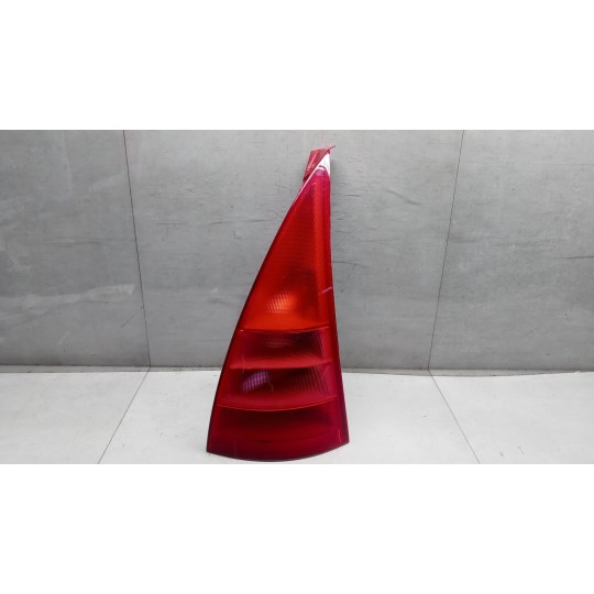 FARO POSTERIORE ESTERNO DESTRO CITROEN C3 2002>2005 usato