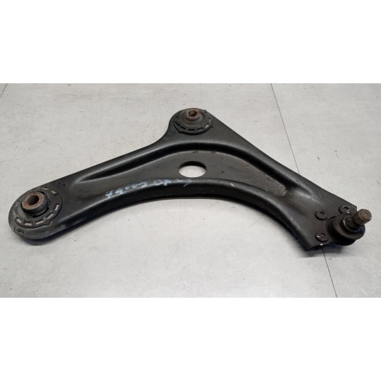 CONTROL ARM FRONT LOWER RIGHT  CITROEN C3 2002>2005 used