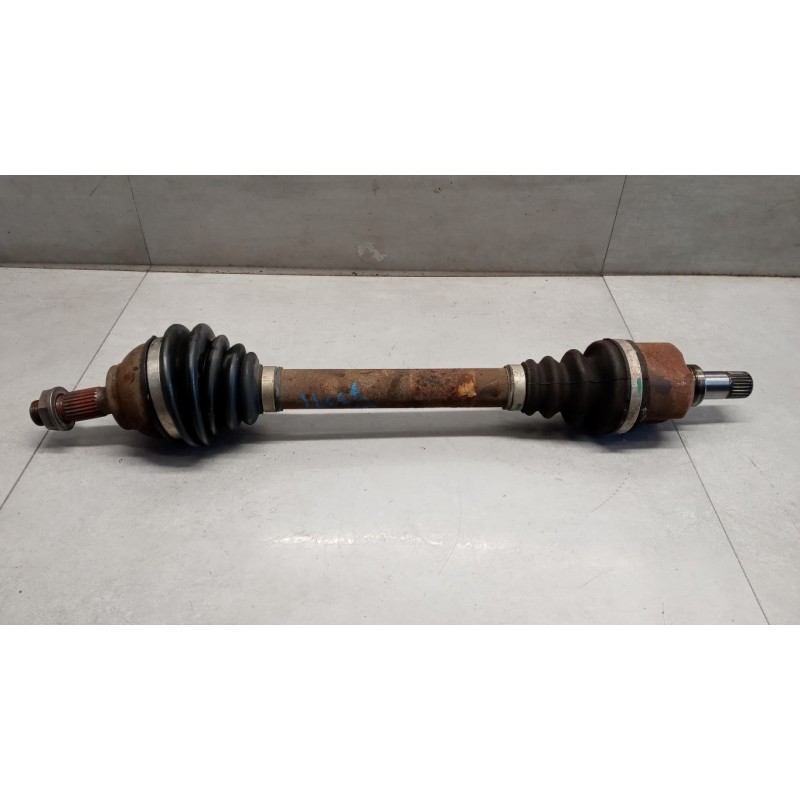 PEUGEOT FRONT HALF-AXLES LEFT  PEUGEOT 3008 2009> used